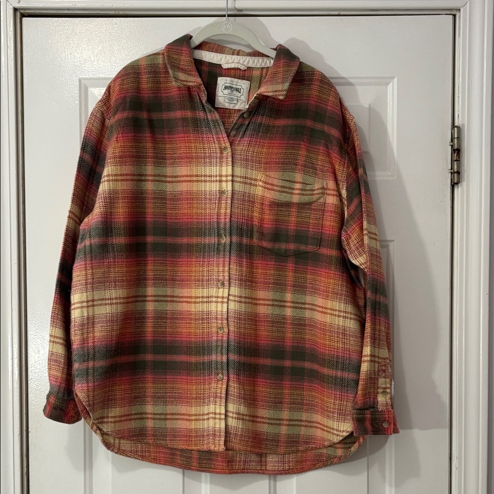 American Eagle brand shirt Size large